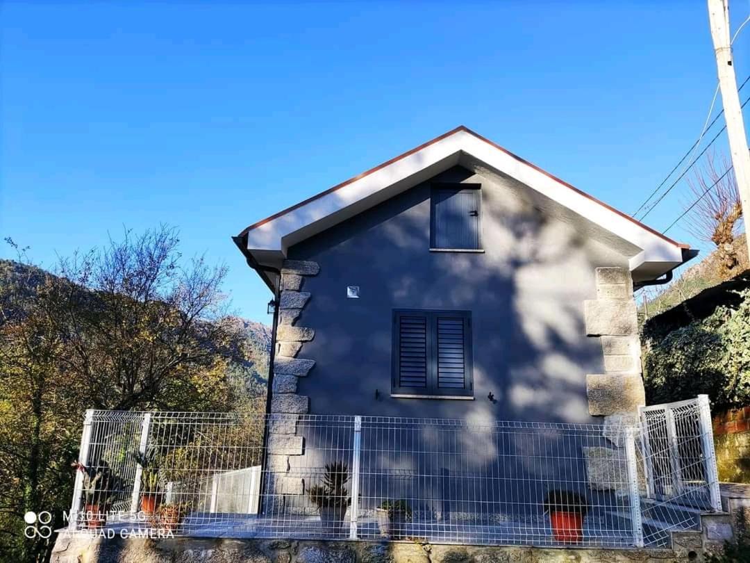 Casa Grilo Villa Geres Eksteriør billede